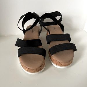 Torrid Platform Strappy Sandal - Size 8.5